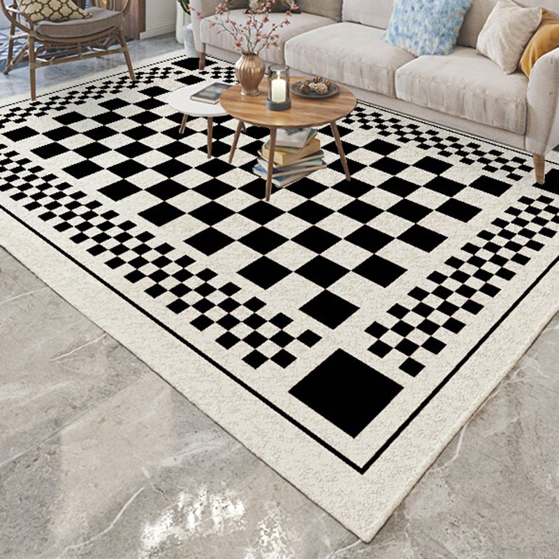 Fancy Modern Area Carpet Plaid Pattern Polyester Area Rug Stain Resistant Rug for Living Room