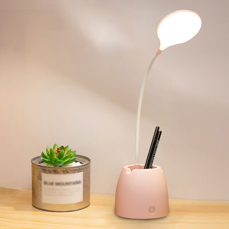 Charakteristische LED -Tischlampe für einfache Stile für das Schlafzimmer zum Lernen zum Lesen