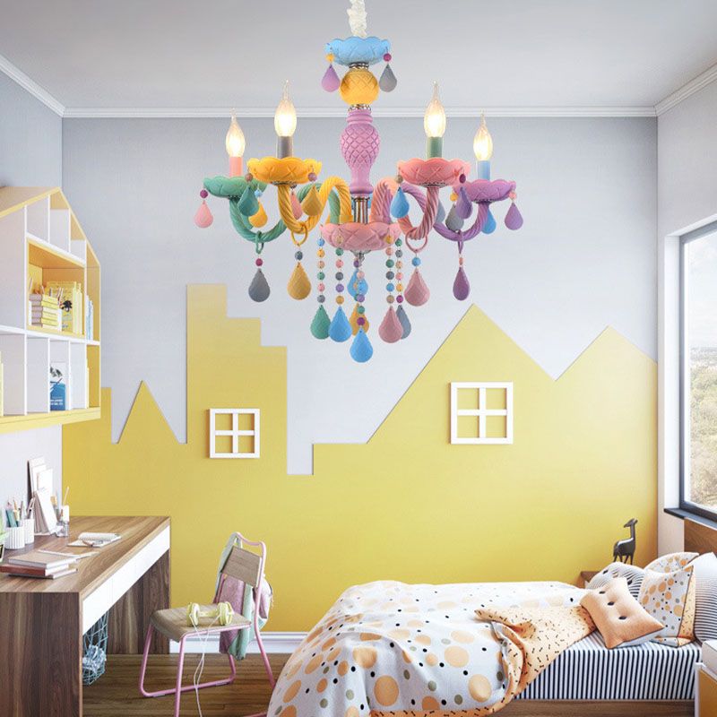 Multi lumières colorées de plafond suspendues de style moderne en verre incurvé bras lustre