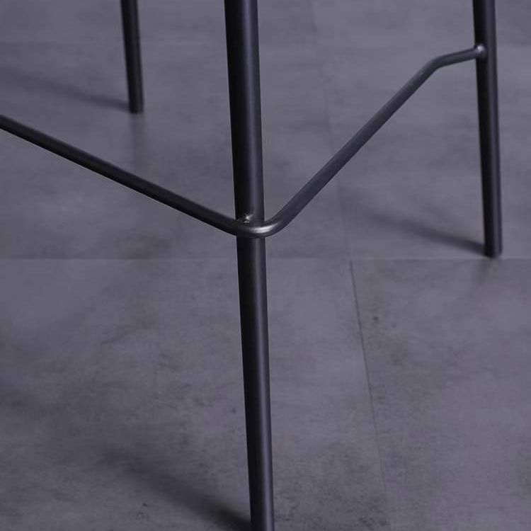 Contemporary Bar-stool Plastic Counter Bar Stool with Metal Legs for Kitchen
