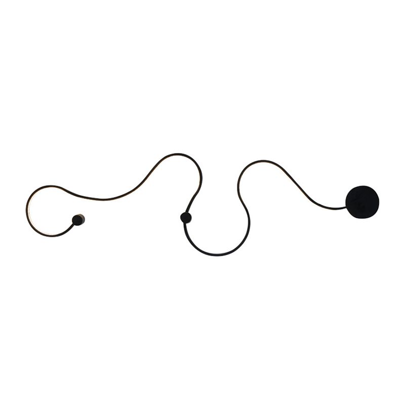 Modern Simplicity LED Wall Light Lacquered Aluminium Linear Wall Sconce with Acrylic Shade