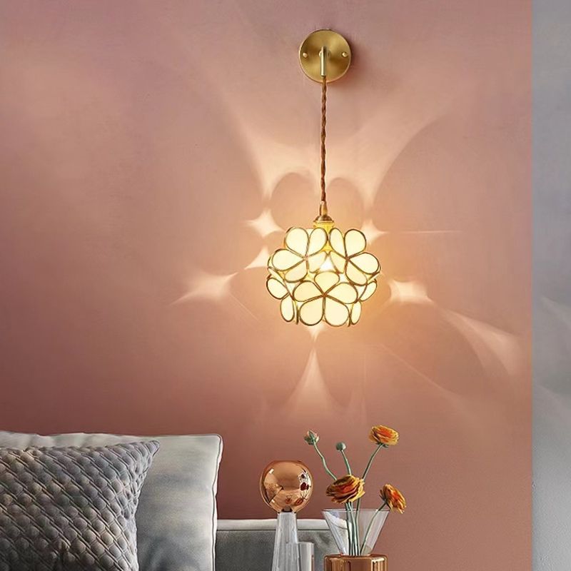 Modern Metal Wall Sconce Flower Shape Vanity Lamp with Glass Shade for Bathroom