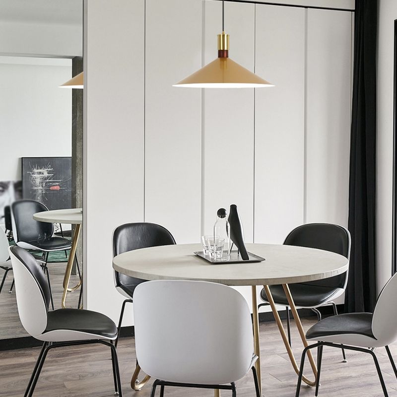 Apparecchio di illuminazione a sospensione in metallo a led industriale per soggiorno per soggiorno