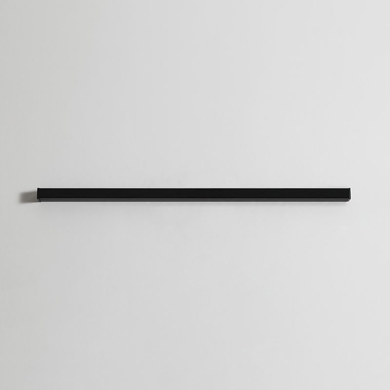 1-Light Linear Wall Mount Light Modern Style Metal Wall Mount Lighting in Black
