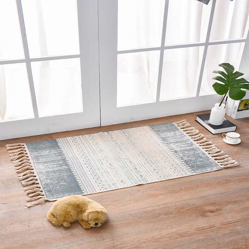 Tapis bohème décoratif Tapis de tapis tribal multi-couleurs tapis amical pour animaux de compagnie avec gland pour la porte