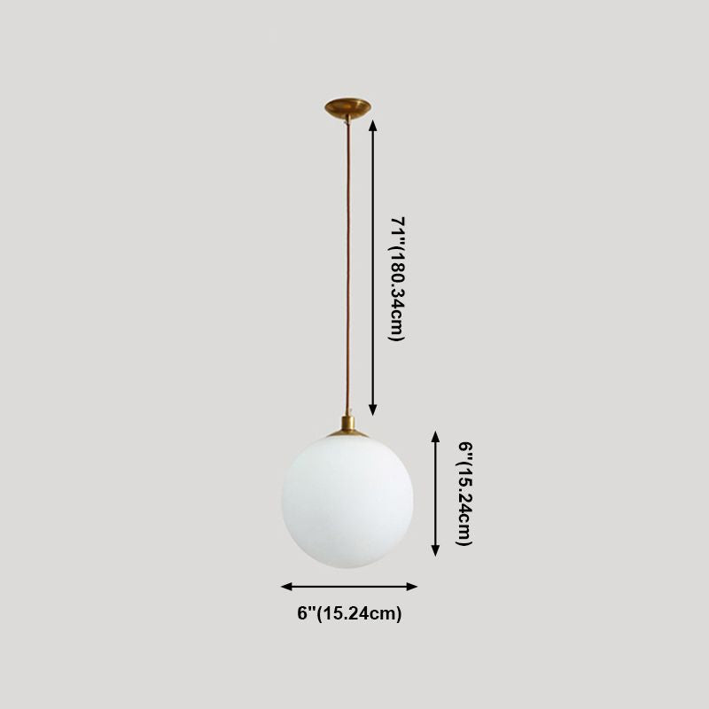 Luxury Luxury Single Pendant Light Copper Globe suspendu lampe avec une teinte en verre blanc
