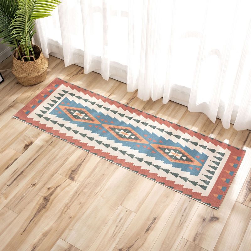 Nostalgia Tribal Pattern Rug Multi Colored Synthetics Area Rug Pet Friendly Easy Care Carpet with Fringe for Bedroom
