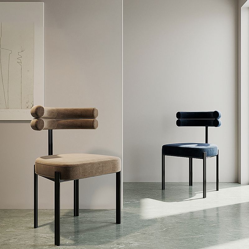 Silla lateral casera de estilo moderno, silla de comedor tapizada de metal con respaldo abierto