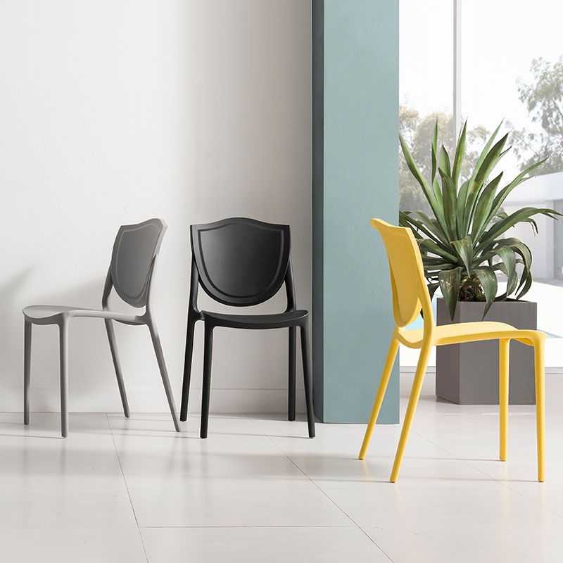 Scandinavische armloze open rugstoelen plastic eetkamerstoelen voor thuisgebruik