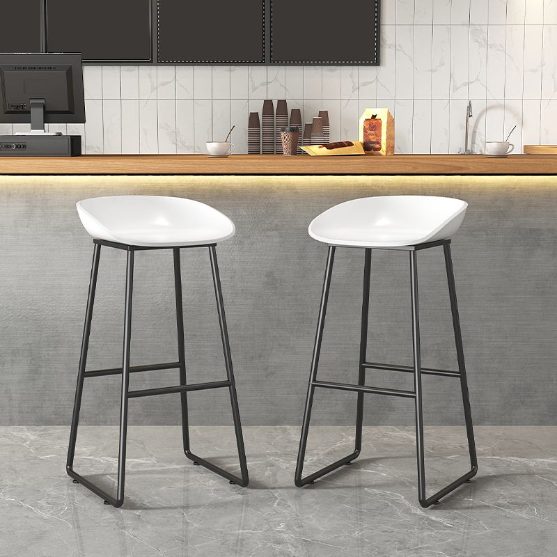 Contemporary Indoor Metal Legs Low Back Bucket Seat Bar Stool