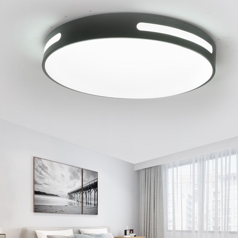 Lámpara de techo LED con montaje empotrado simple y pantalla acrílica