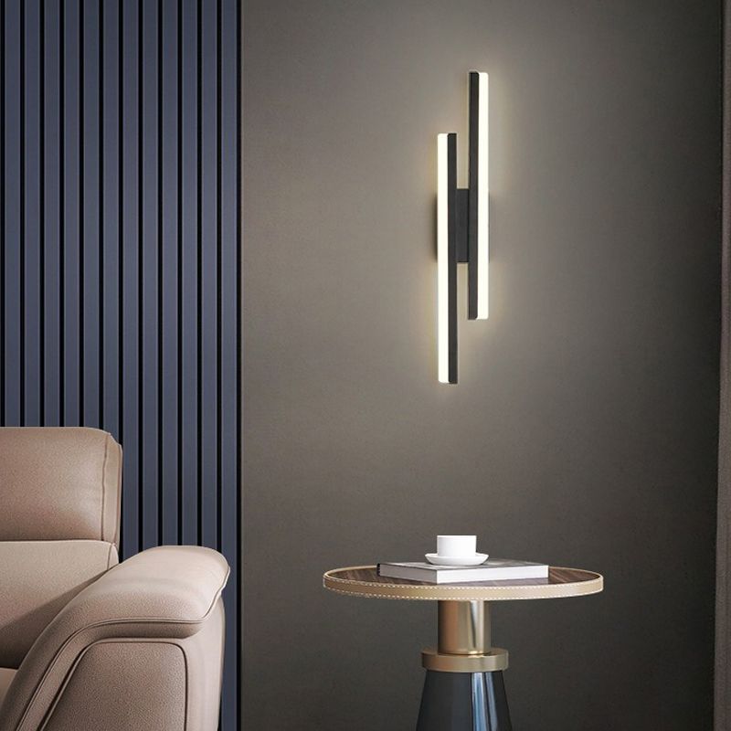 Minimalist LED Wall Lamp Black Metal Sconce Lighting for Bedroom