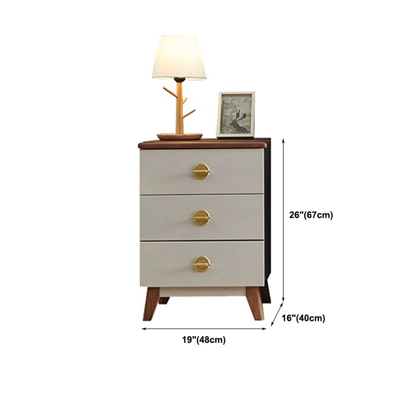 Contemporary Vertical Chest Bedroom Storage Chest in White with Drawers