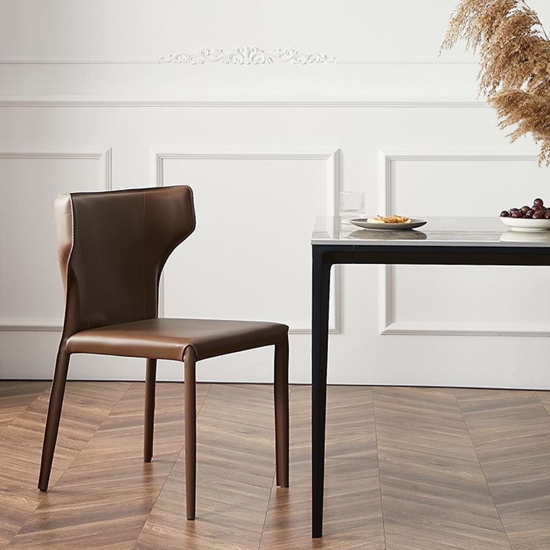 Chaise sans bras de salle à manger contemporaine en métal, chaises de salle à manger en cuir pour usage domestique
