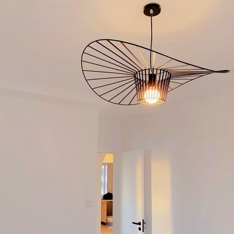 Lampada sospesa a forma di sospensione a forma di ciondolo a forma di cappello in stile loft