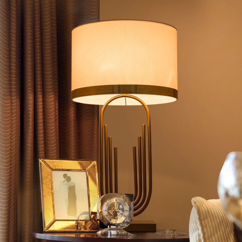 Gecanneleerde ovale woonkamer tafellicht vintage stijlvol metalen metalen 1-licht gouden leeslampkit met stofschaduw