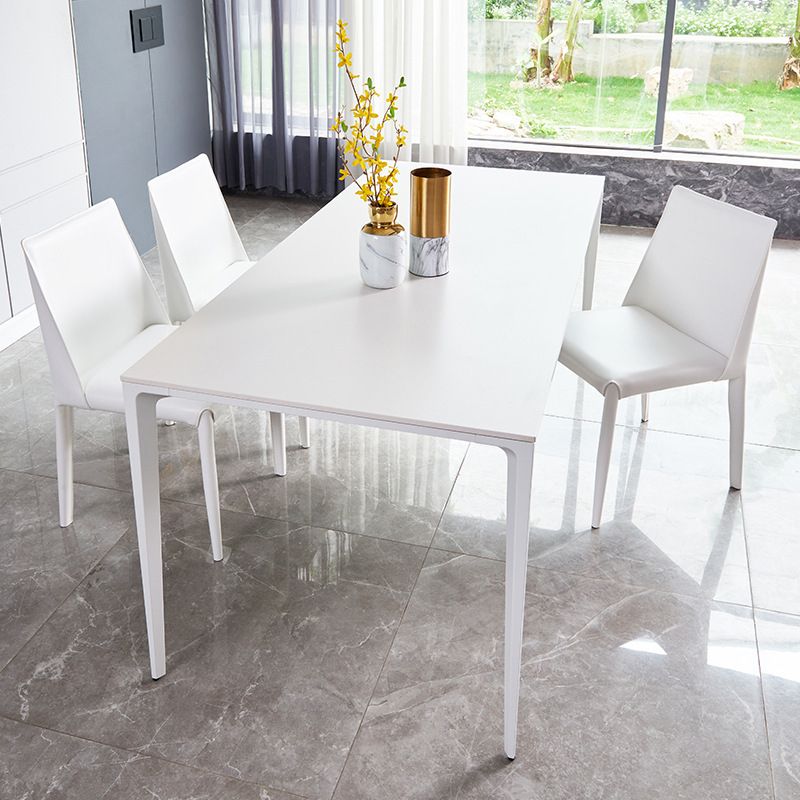 Mesa de comedor rectangular contemporánea Mesa de piedra sinterizada con 4 piernas blancas, 55.1 "L x 31.5" W x 30 "H