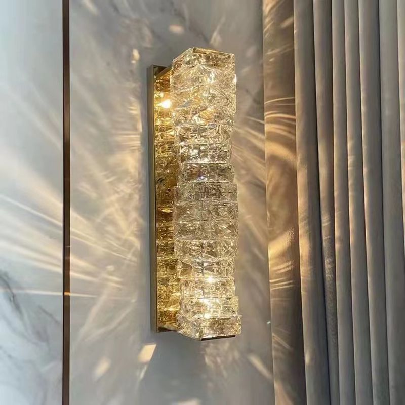 Metal Modern Wall Sconce Geometric Shape Wall Light with Crystal Shade for Study
