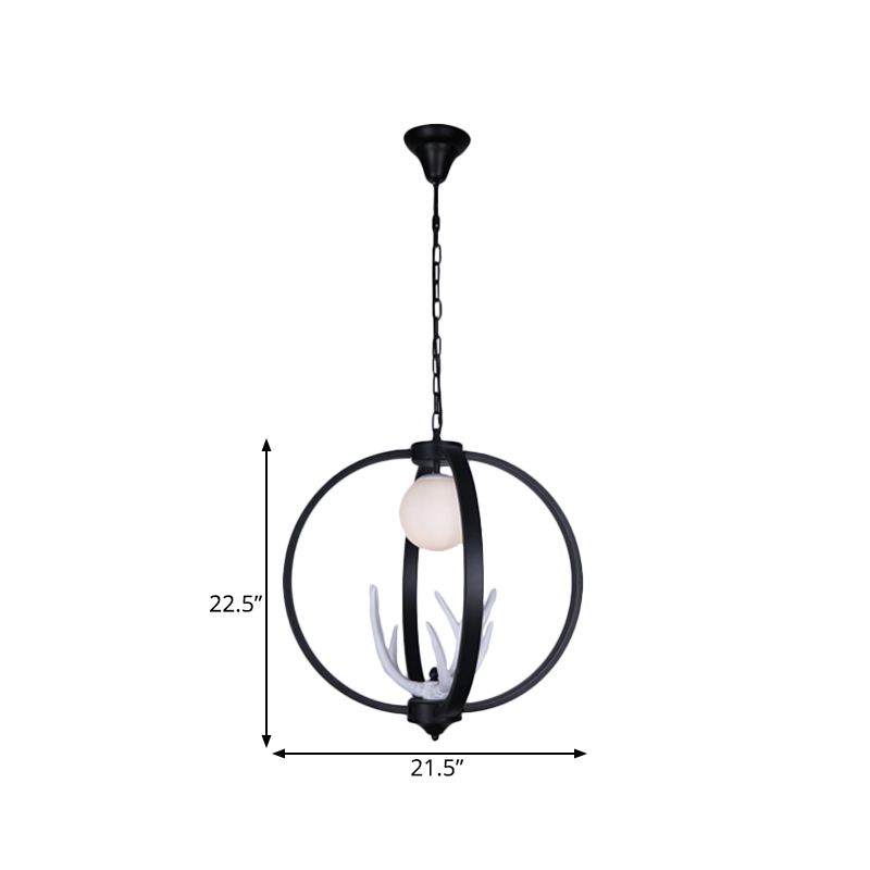 Lámpara colgante tradicional de orbe lámpara de lámpara de metal de una sola bombilla con sombra de vidrio blanco en negro
