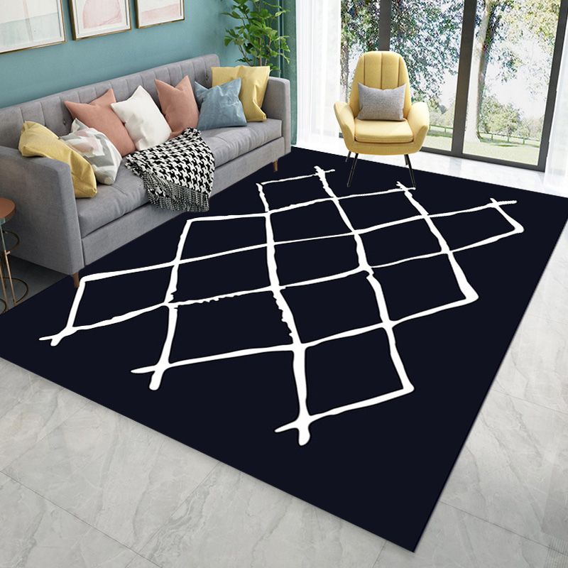 Moroccan Rhombus Pattern Rug Black and White Polyester Rug Washable Pet Friendly Non-Slip Area Rug for Living Room