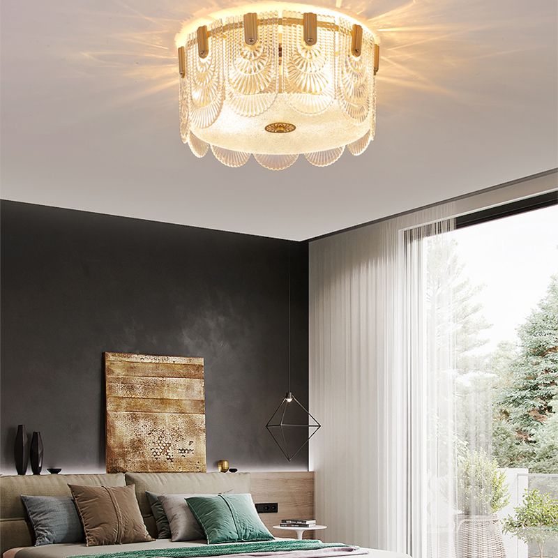 Gold Metal Flush Mount Light Armaturen Traditionele Drum Slaapkamer Flush Plafond Lampen met Glas Shade