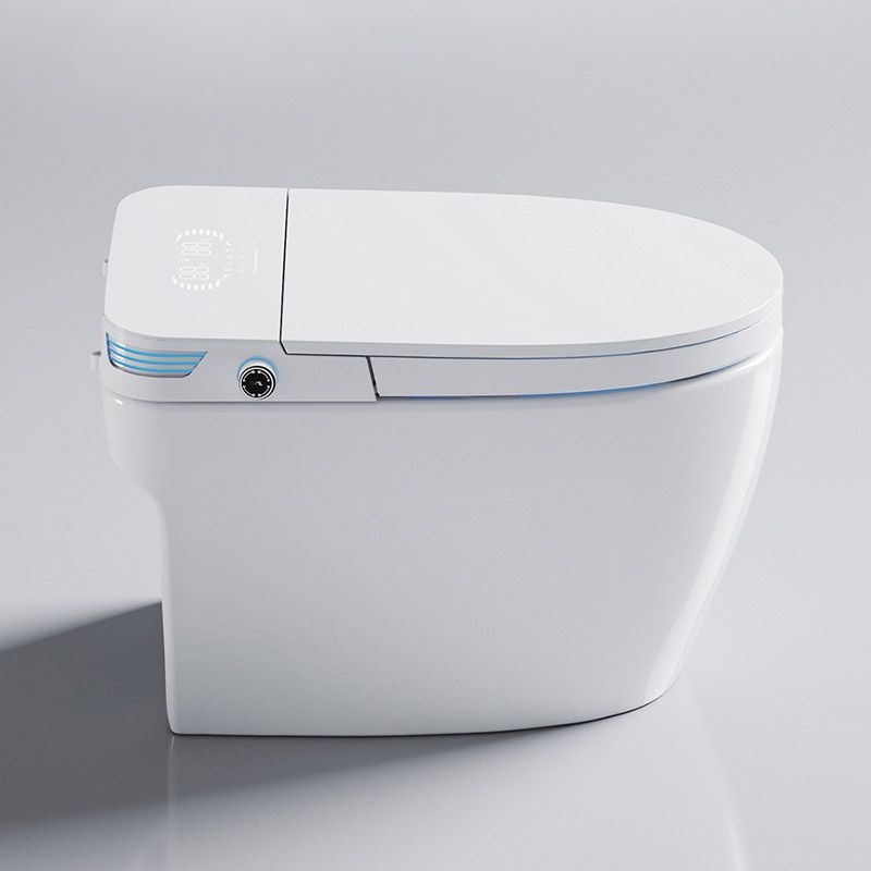 Modern Toilet Bowl Siphon Jet Skirted Toilet with Soft-Close Seat for Bathroom