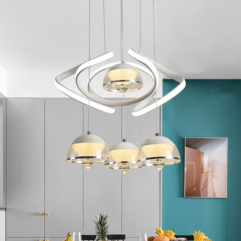 Pendentif en cluster en dôme blanc