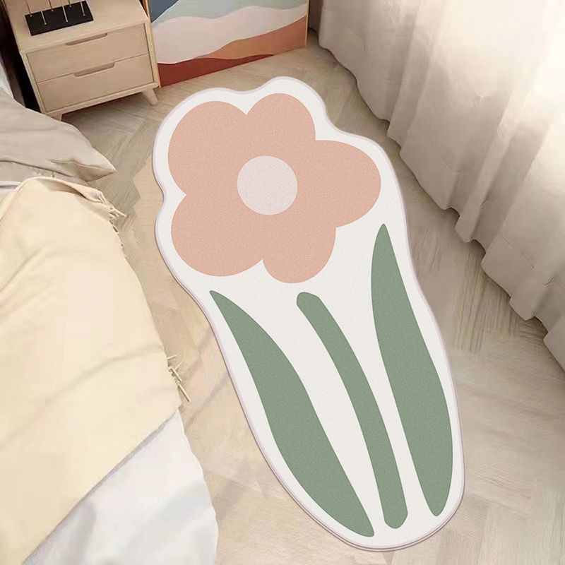 Cartoon Pattern Rug Flower Shape Stain Resistant Rug for Home Decor