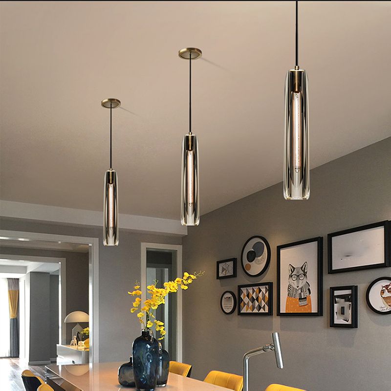 Lampe suspendue en or en or dans le pendentif en cuivre de style luxe moderne