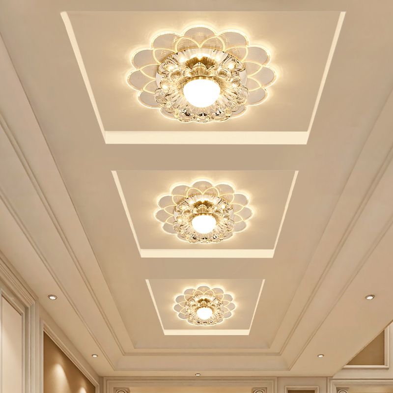 Contemporary Floral Flush Ceiling Light Crystal Entryway LED Flush Mount Lighting in Clear