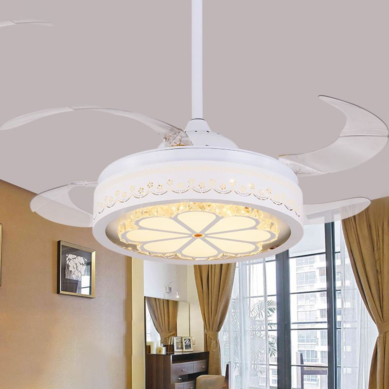 Bloemkristallen plafondventilator verlichting Moderne LED LED RAME SEMI SEMI VOILIG Licht in wit met 4 heldere messen, 42 "breed