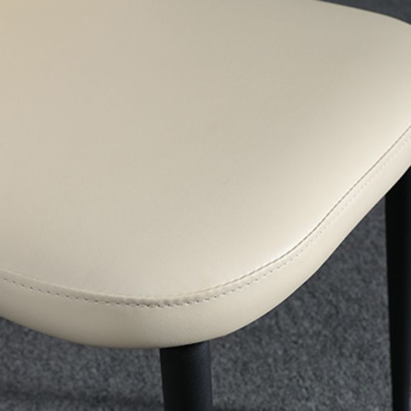 Accueil Chaise d'appoint scandinave Chaise de salle à manger rembourrée en métal à dossier Parsons