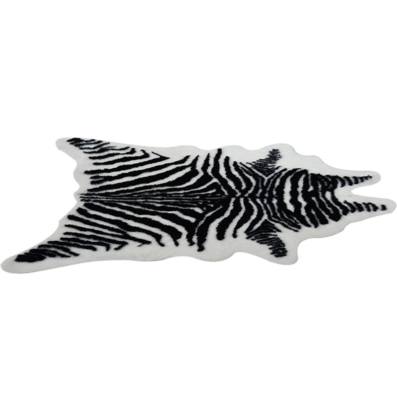 Nordic Zebra Print Rug Black and White Synthetics Carpet Anti-Slip Pet Friendly Machine Washable Rug for Home Decor
