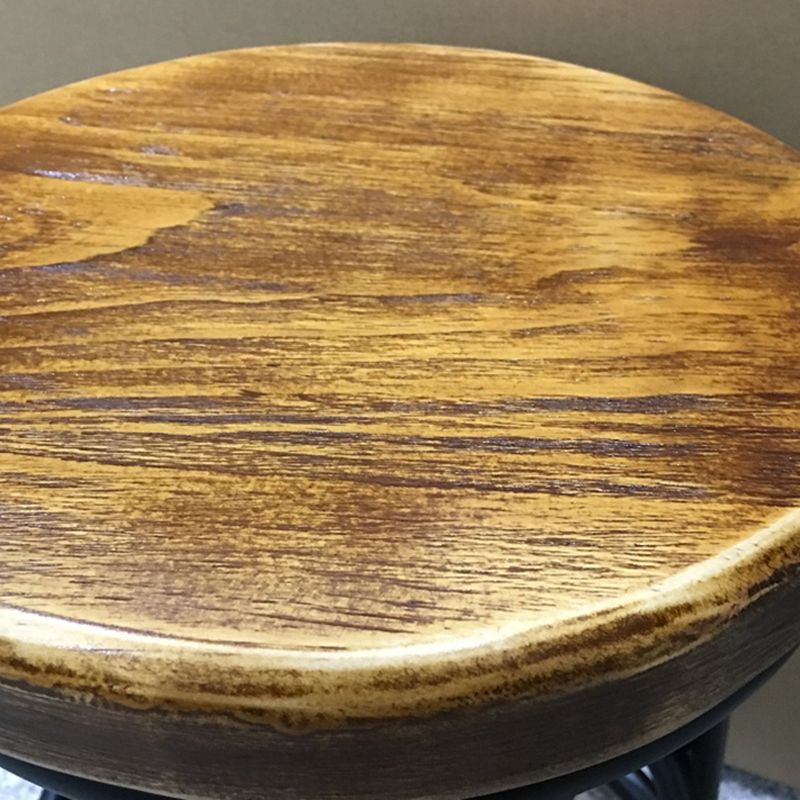 Taburete moderno de barra de madera