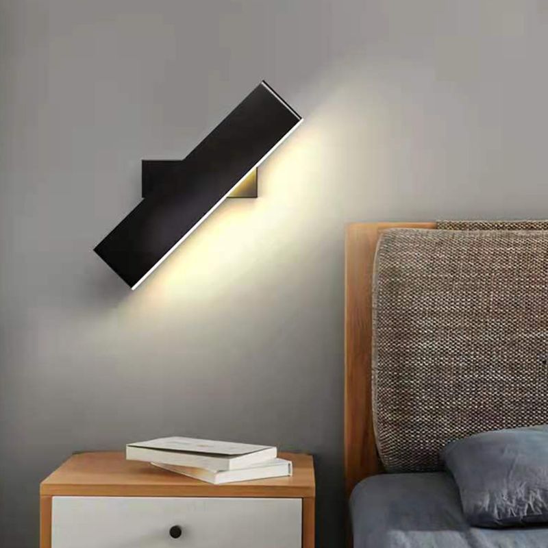 Amplia de pared de hierro forjado rectangular en una moderna lámpara de pared de macarrón de estilo minimalista con sombra acrílica