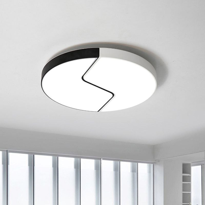 Nordische LED-Deckenleuchte mit Acrylschirm, schwarz-weißer Oberfläche, Splicing Circle Flush-Lampe in weißem/warmem Licht