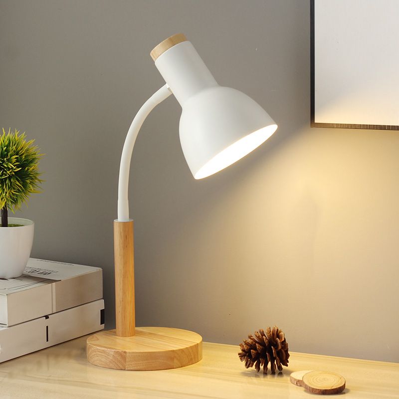 Lampe de table de nuit en métal en forme