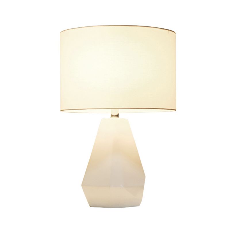 Lampada da comodino in resina modernista a 1 testa con luce per libro da lettura con finitura bianca e paralume in tessuto cilindrico