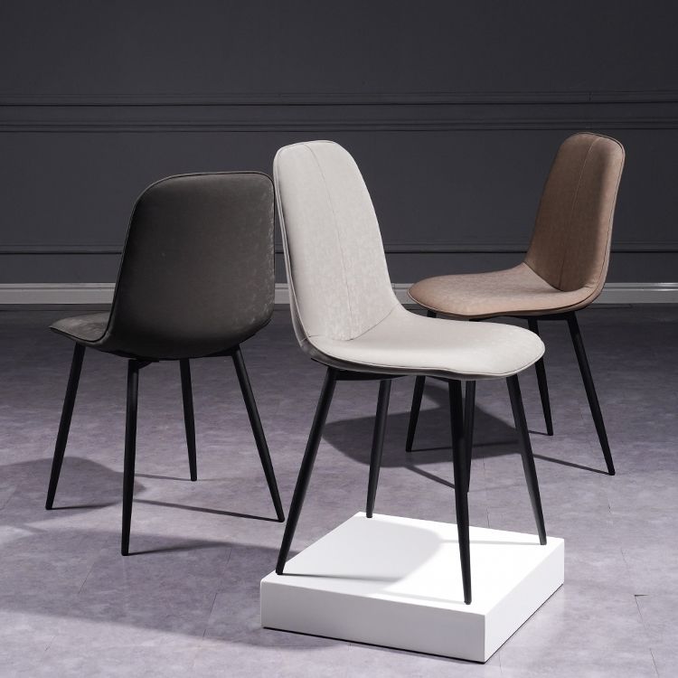 Chaise d'appoint de cuisine scandinave en cuir, finition mate, chaise de salle à manger à dossier solide