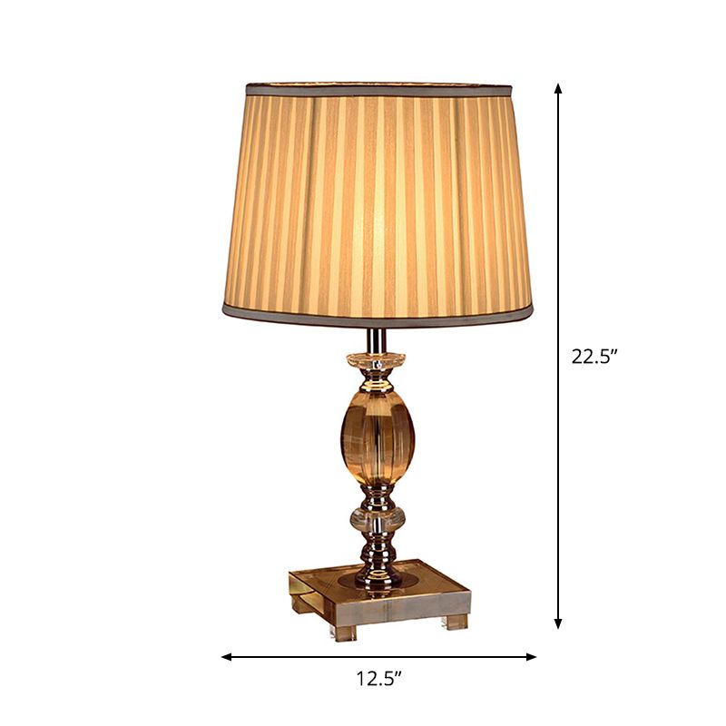 Police de nuit moderniste Lumière claire Crystal 1 Éclairage de bureau de chambre à coucher en beige avec de l'ombre plissée