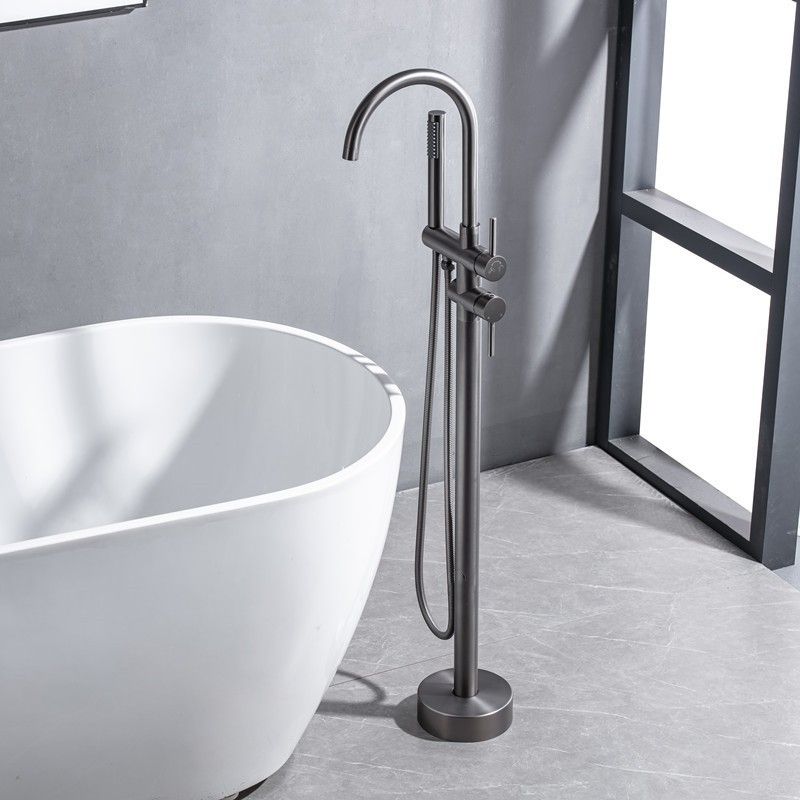 Modern Floor Mounted Metal Freestanding Tub Filler Swivel High Arc Freestanding Faucet