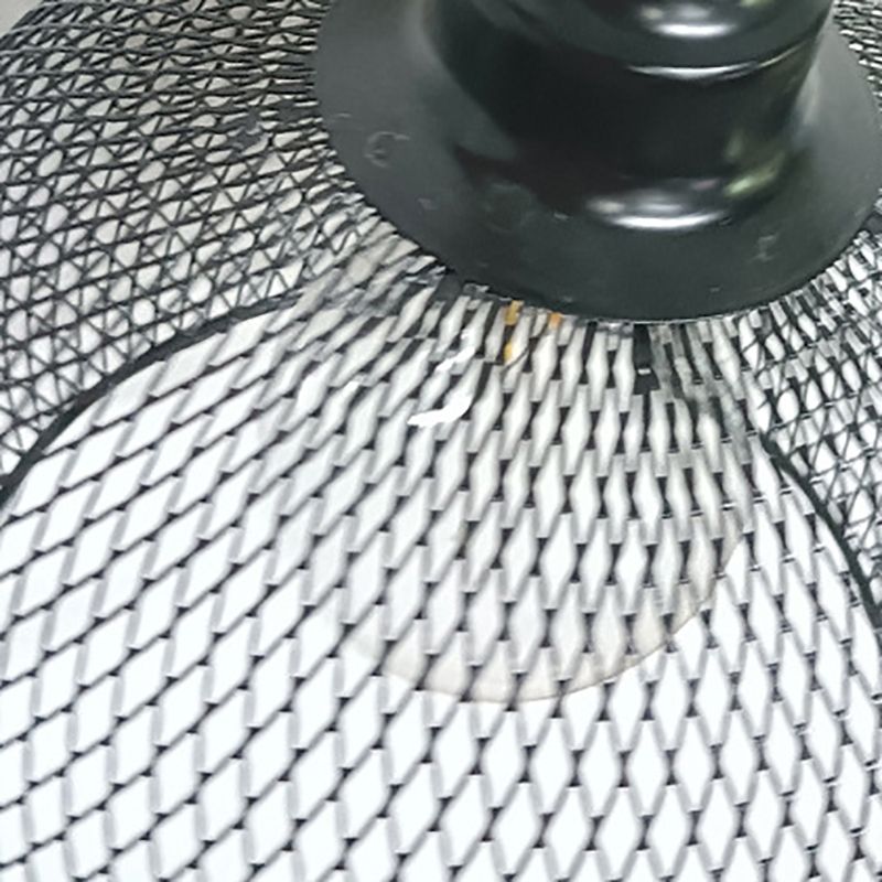 Luce a sospensione nera in stile industriale 1 Schermo mesh Schermo solare Luce sospesa