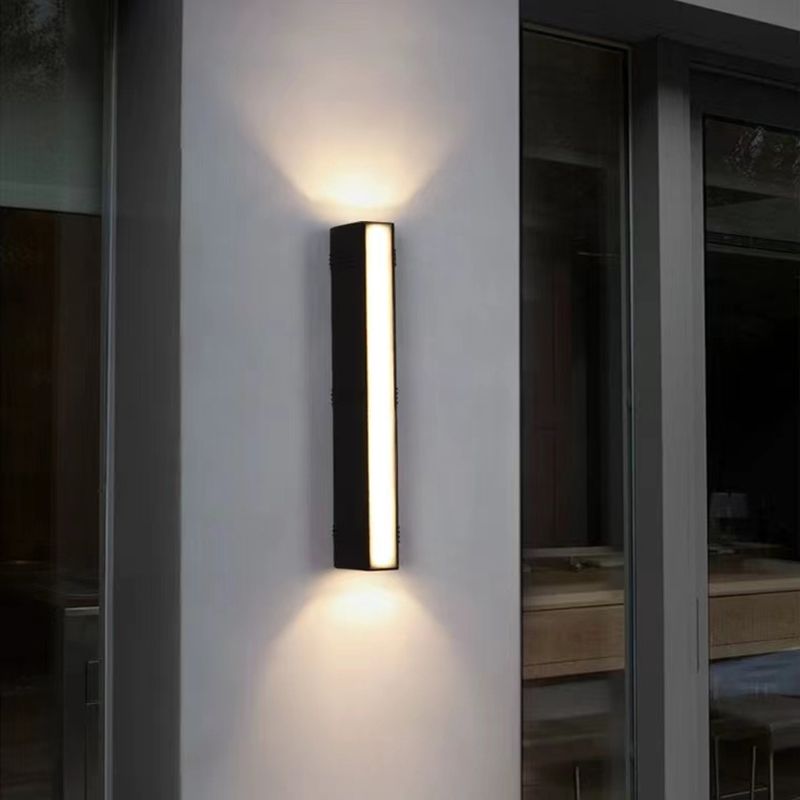 Single Contemporary Black Wall Mounted Sconce Rectangle LED Wall Light