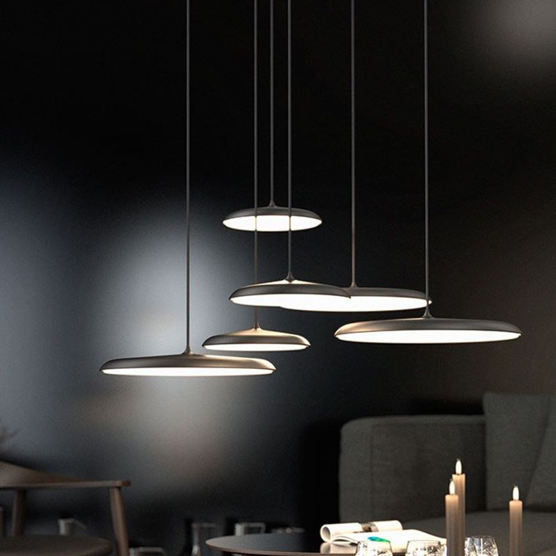 Electroplate Metal LED Hanging Lamp in Modern Style Acrylic Circular Pendant Light for Dining Room