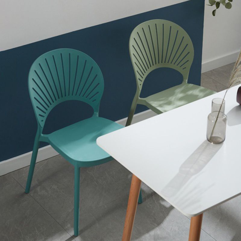 Stackable Armless Dining Side Chair Scandinavian Plastic Dining Chairs