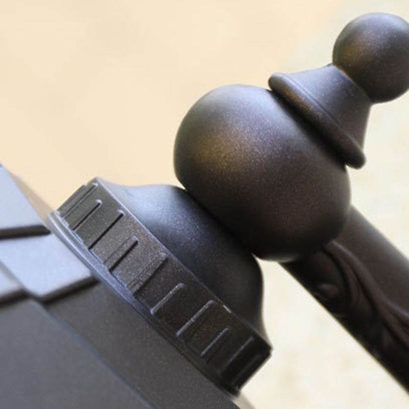 Modern Metal Wall Sconce Rectangle Shape Wall Light with Glass Shade for Living Room