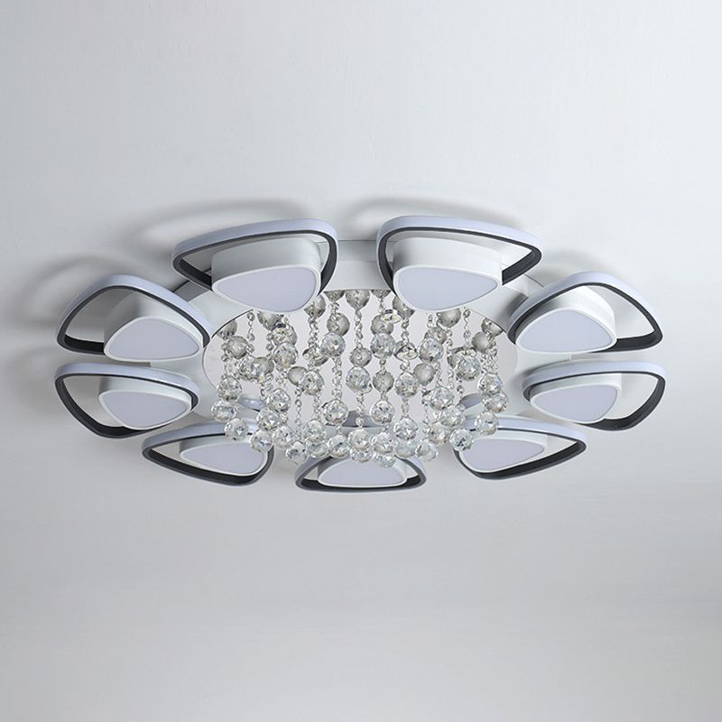 Zwart-witte driehoekige inbouw moderne acryl LED-plafondlamp met kristallen druppels