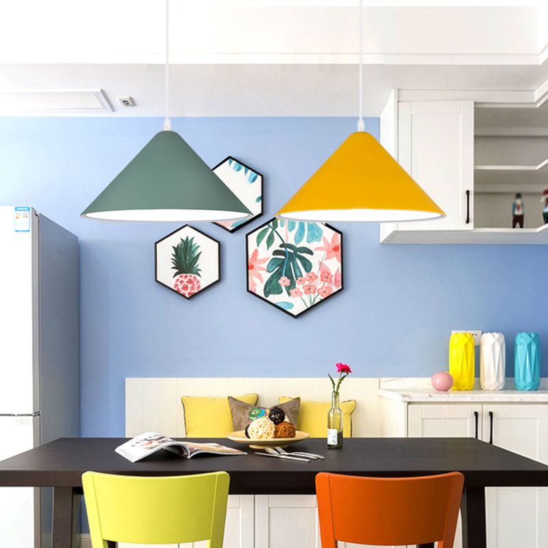 1-Licht-Speisesaal Anhänger Makkaron mehrfarbiger Hanglicht mit konischem Metallschatten