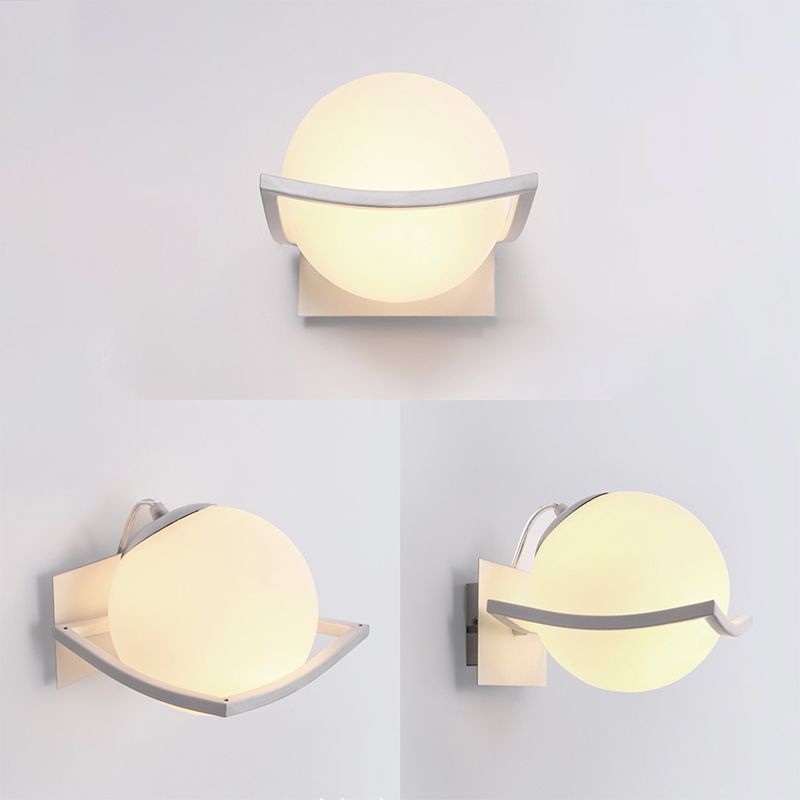 1 Light Globe Wall Sconce Lighting Modernwood Sconce Lighttures en marron