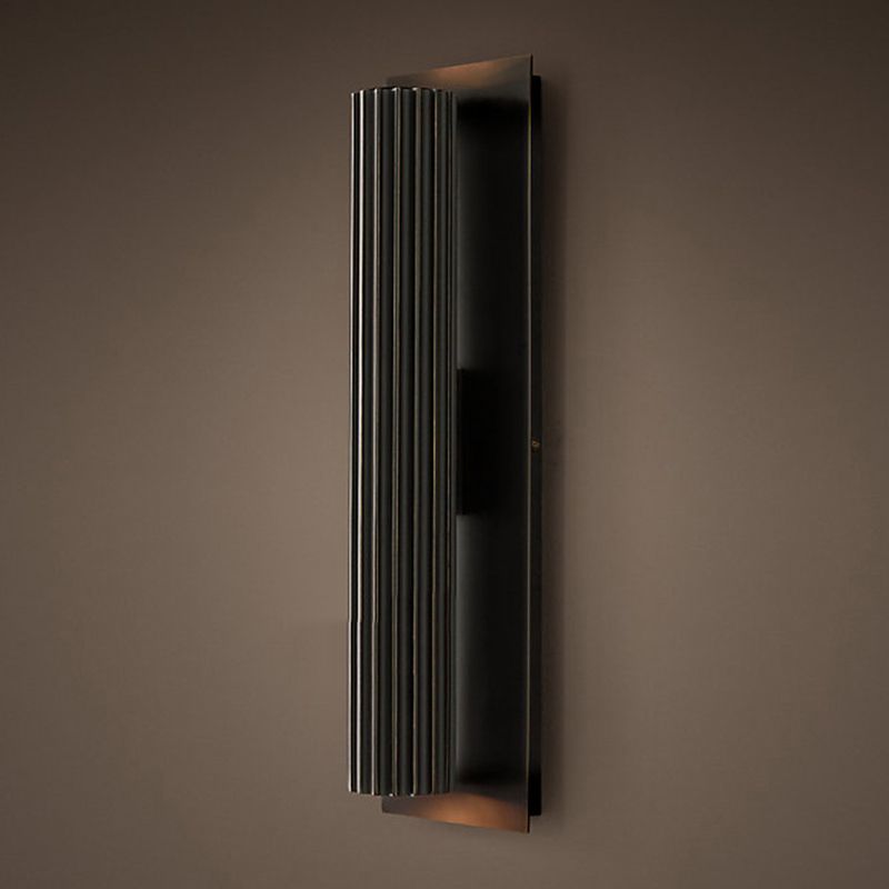 Postmodern Wall Sconce Geometric Shape Wall Lighting Fixtures with Metal Shade